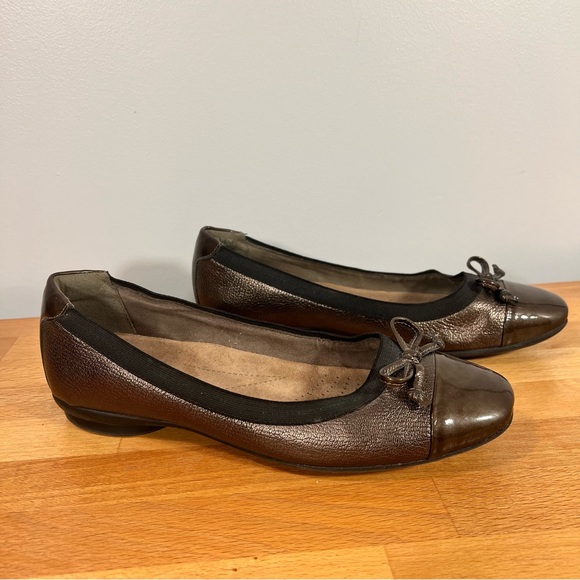 Olive green/brown ballet flats - 7.5 - Picture 2 of 6